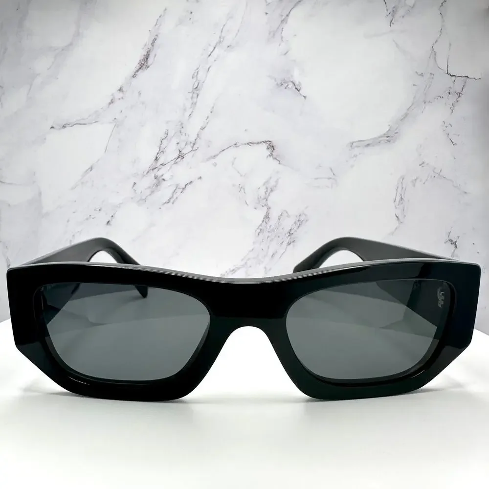 PRADA Sunglasses New - Picture 7 of 16
